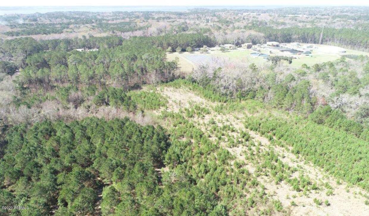 32 Grober Hl Road Port Royal, SC 29906 - Photo 5 of 18 5e161892