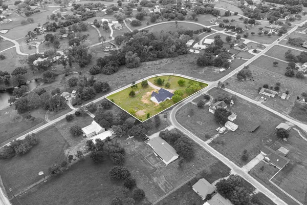 $675,000 | 7332 Kurt Drive, Brenham, TX 77833