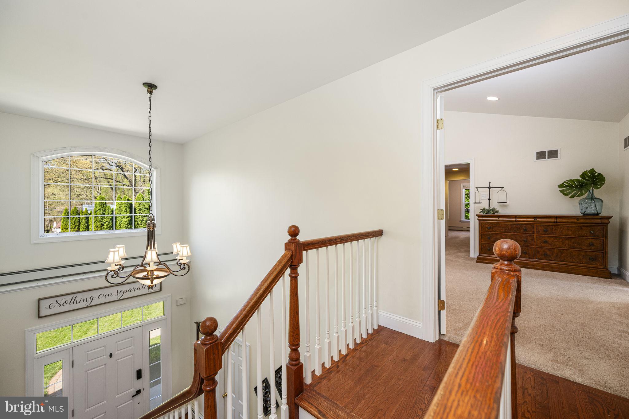 960 Little Conestoga Road Glenmoore, PA 19343 - Photo 21 of 39 Staircase