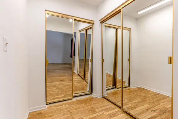 $415,000 | 356 Redwing Drive, Deerfield, IL 60015