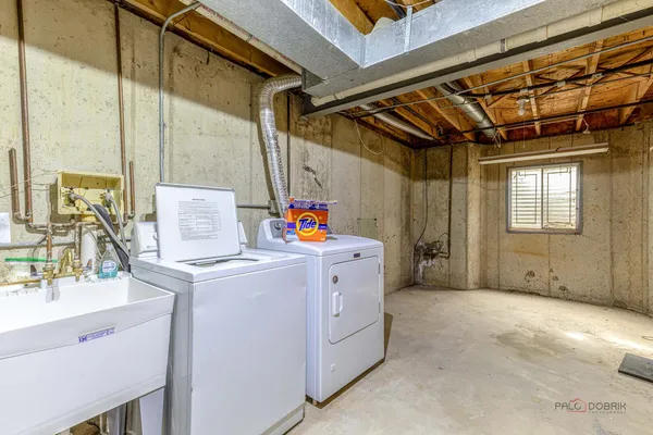 $415,000 | 356 Redwing Drive, Deerfield, IL 60015