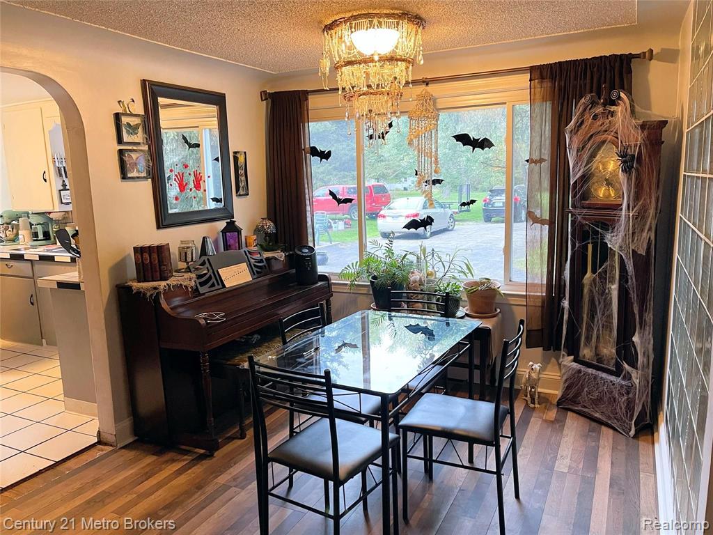 7185 North Clio Road Mount Morris, MI 48458 - Photo 11 of 19