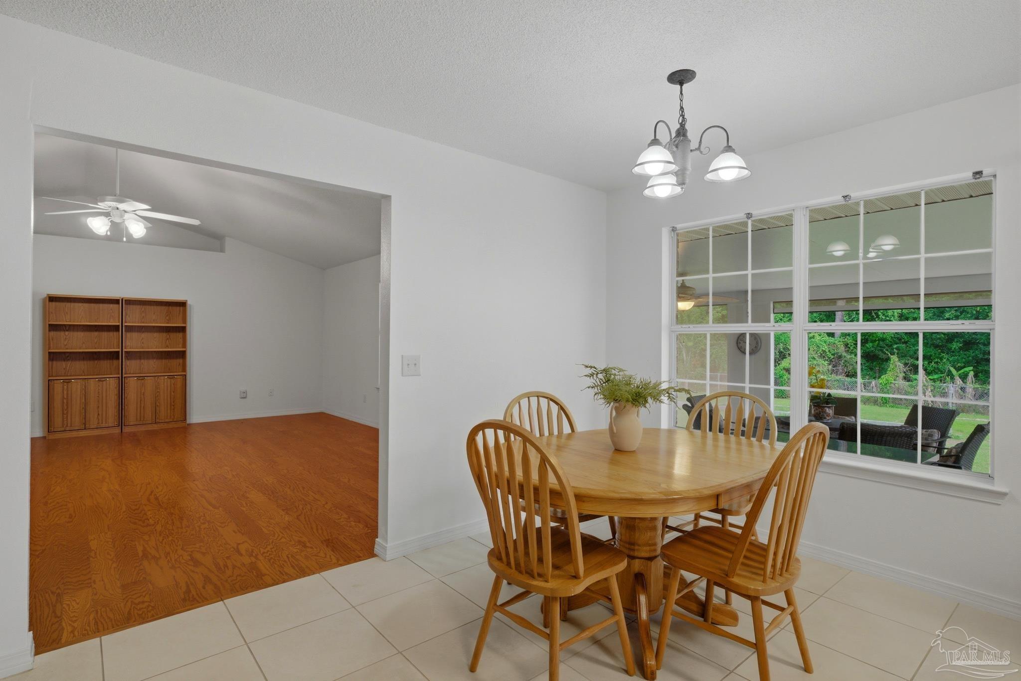 7117 Woodside Road Pensacola, FL 32526 - Photo 14 of 33