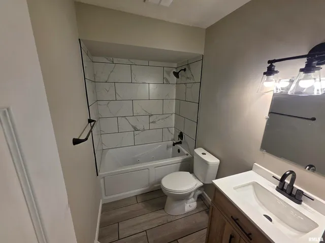 $199,900 | 1921 North Albany Street, Springfield, IL 62702