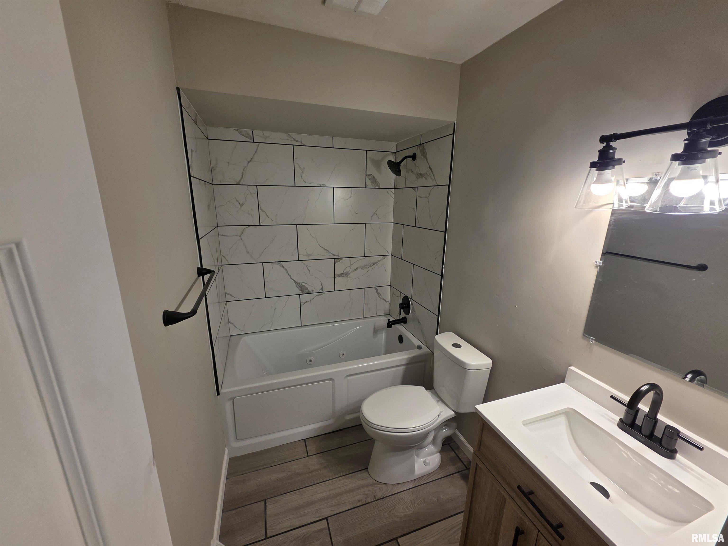 1921 North Albany Street Springfield, IL 62702 - Photo 4 of 22