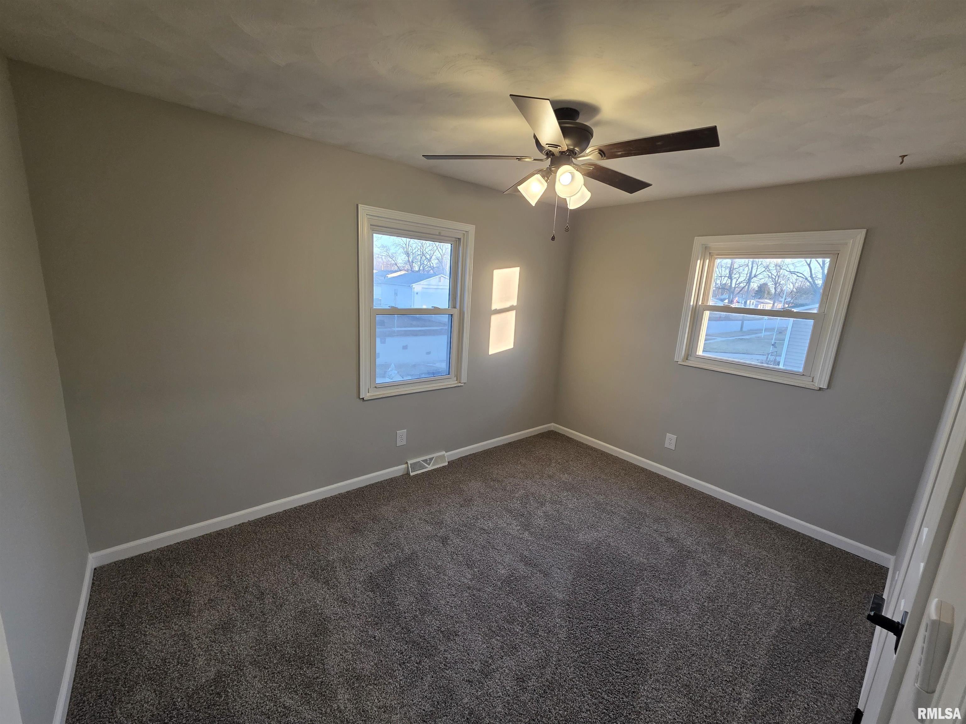 1921 North Albany Street Springfield, IL 62702 - Photo 7 of 22