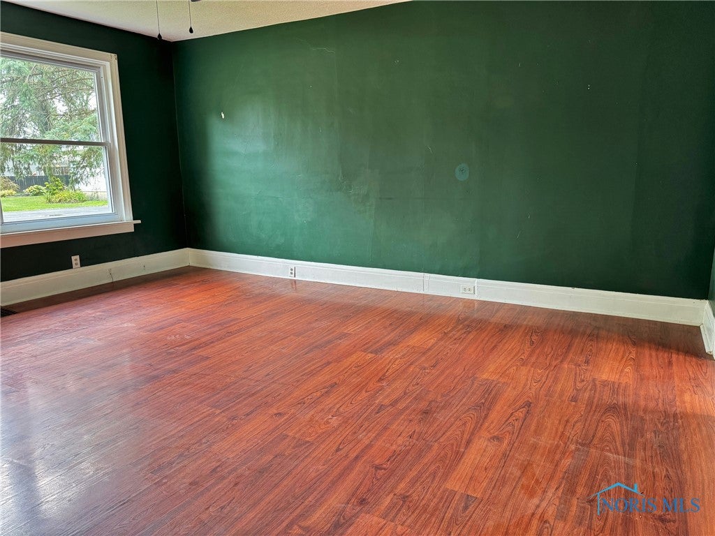 556 Rice Street Elmore, OH 43416 - Photo 5 of 18 Gallery Image 5
