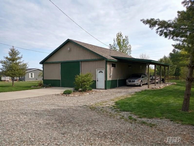 2735 Sugar River Road Gladwin, MI 48624 - Photo 1 of 17