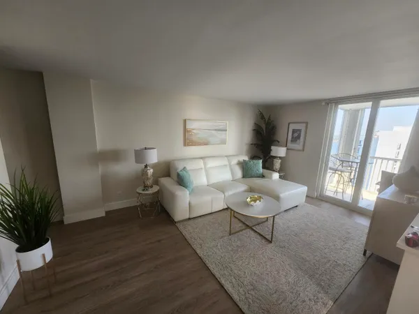 $2,700 | 1505 North Riverside Drive, Unit 1108, Pompano Beach, FL 33062