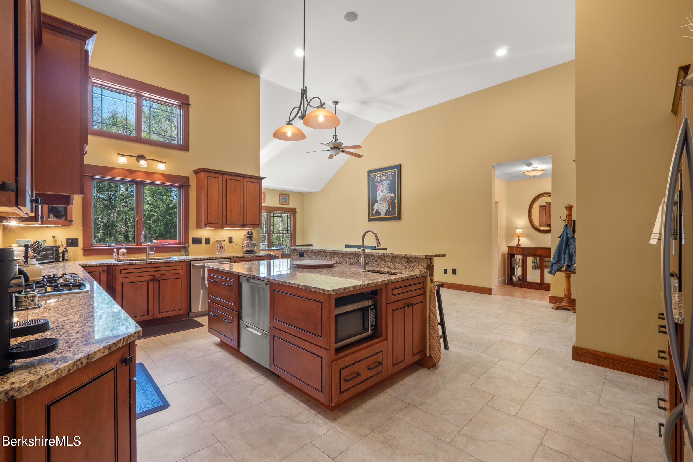 7 Perry Road Sandisfield, MA 01255 - Photo 6 of 53 21