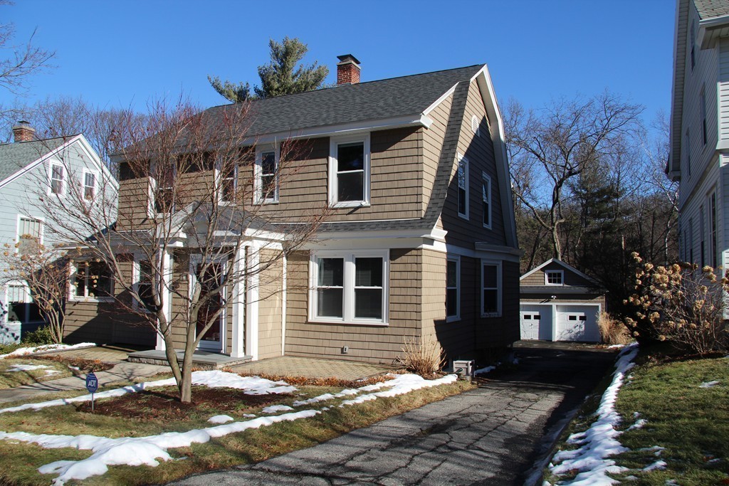 70 Commodore Road Worcester, MA 01602 - Photo 1 of 30 Gallery Image 1