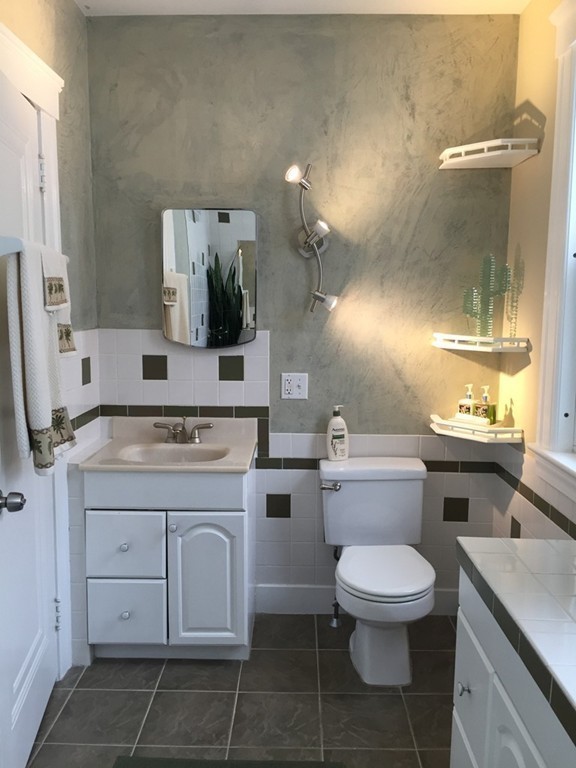 70 Commodore Road Worcester, MA 01602 - Photo 26 of 30 Gallery Image 26