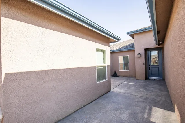 $435,000 | 1374 South Enns Avenue, Reedley, CA 93654