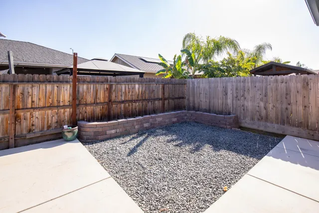 $435,000 | 1374 South Enns Avenue, Reedley, CA 93654