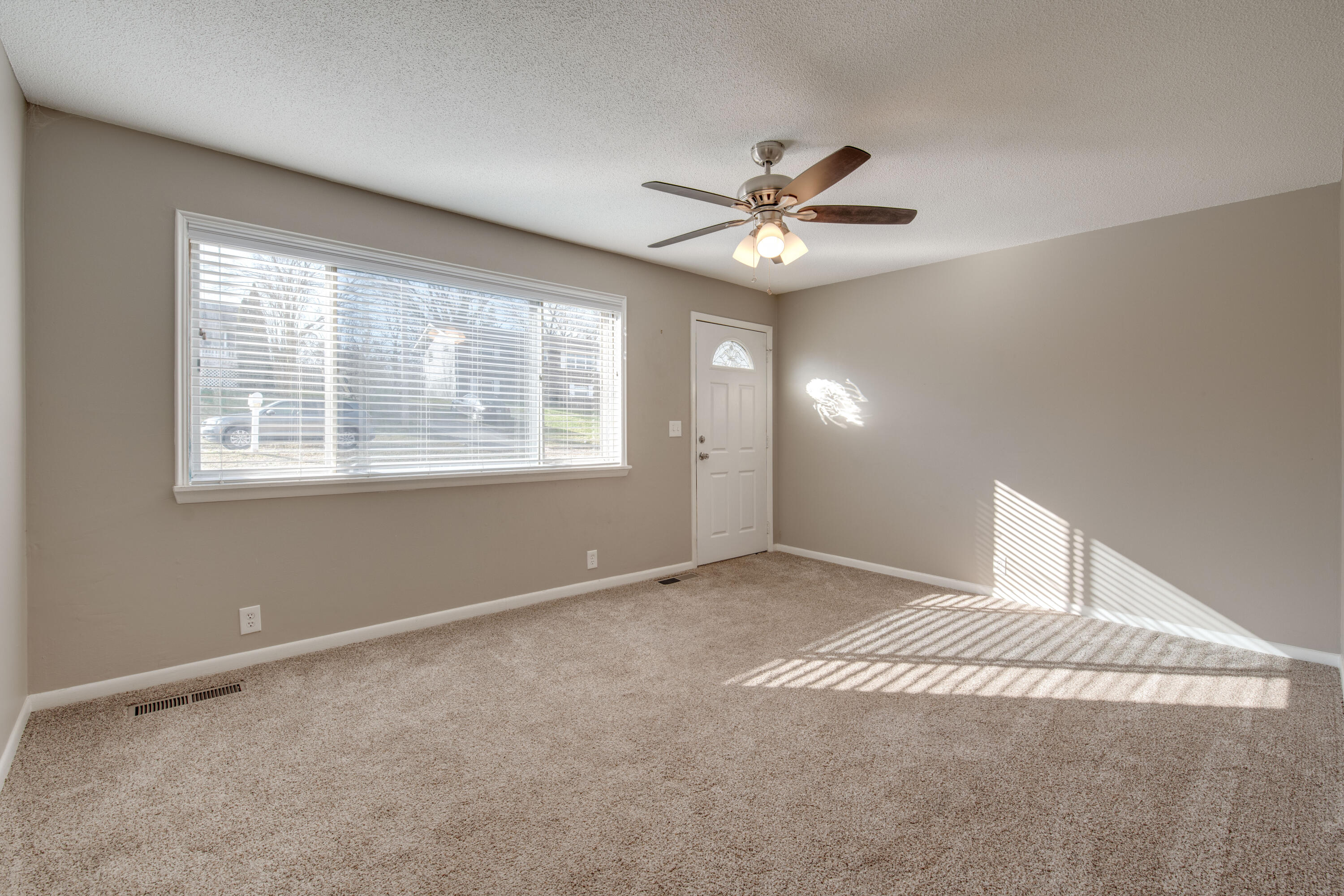 621 Corbley Road Rossville, GA 30741 - Photo 3 of 21 Corbley 3