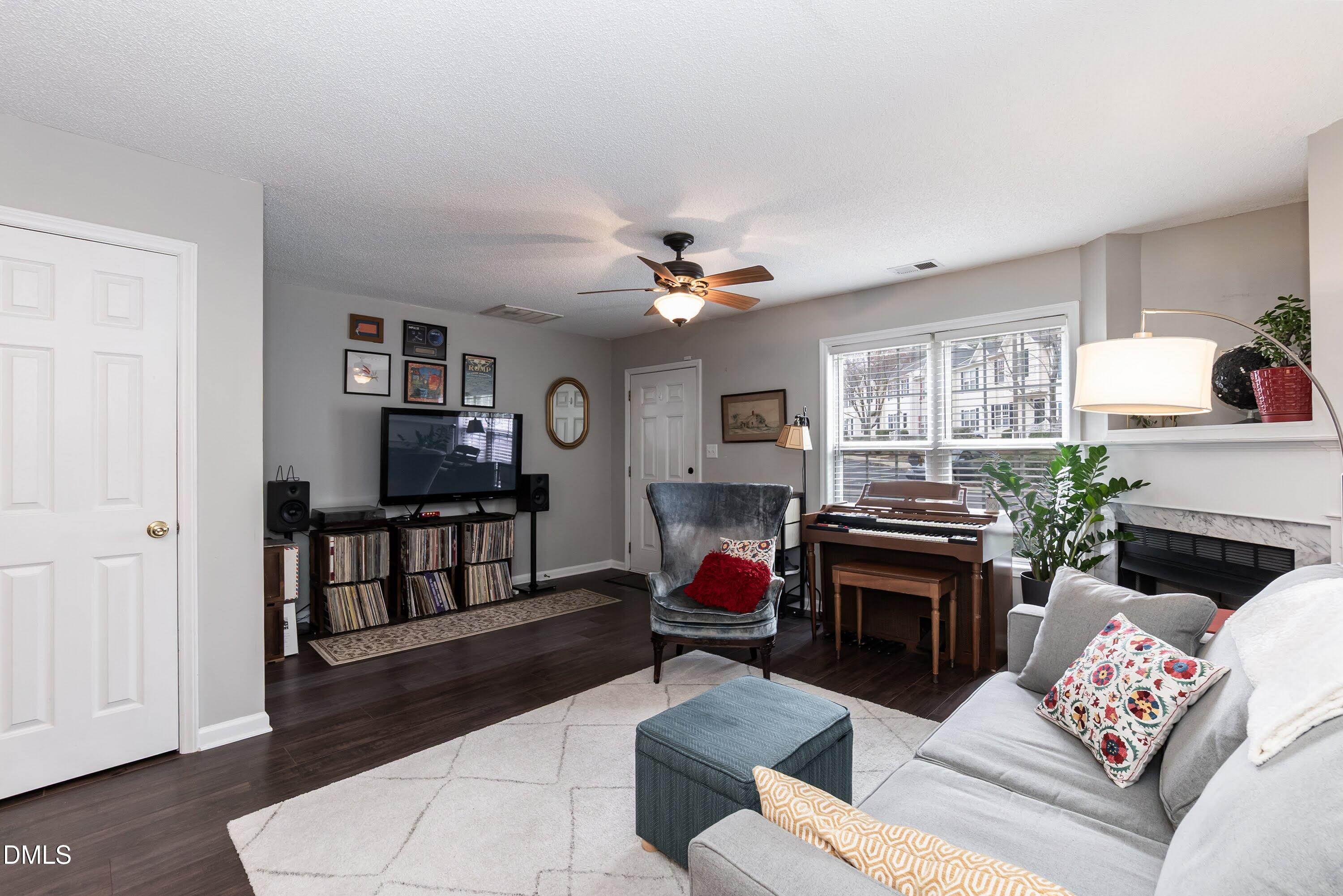 2213 Violet Bluff Court Raleigh, NC 27610 - Photo 6 of 26 Living 02