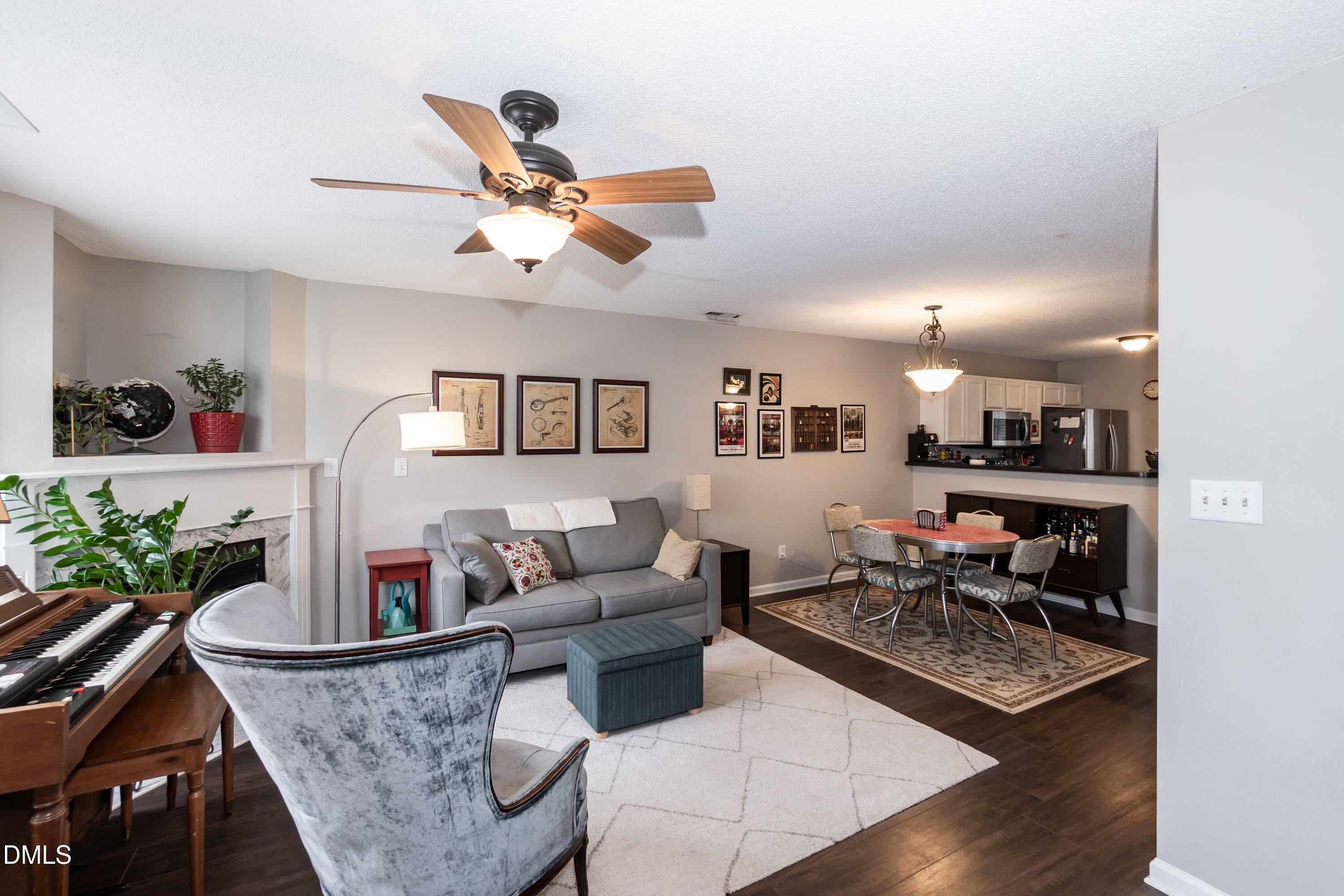 2213 Violet Bluff Court Raleigh, NC 27610 - Photo 7 of 26 Living 01