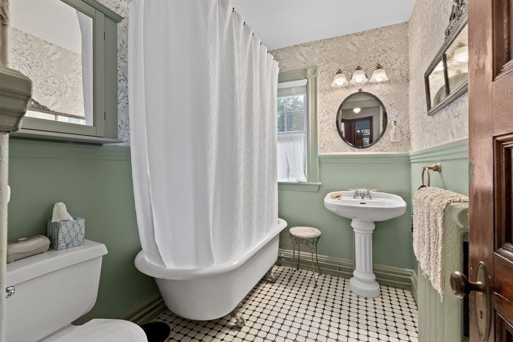 86 North Main Street Sharon, MA 02067 - Photo 19 of 39 Gallery Image 19