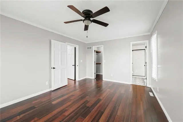 $350,000 | 300 Southwest 25th Street, Oak Grove, MO 64075