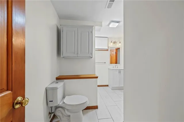 $350,000 | 300 Southwest 25th Street, Oak Grove, MO 64075