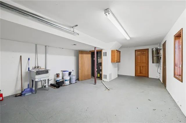 $350,000 | 300 Southwest 25th Street, Oak Grove, MO 64075