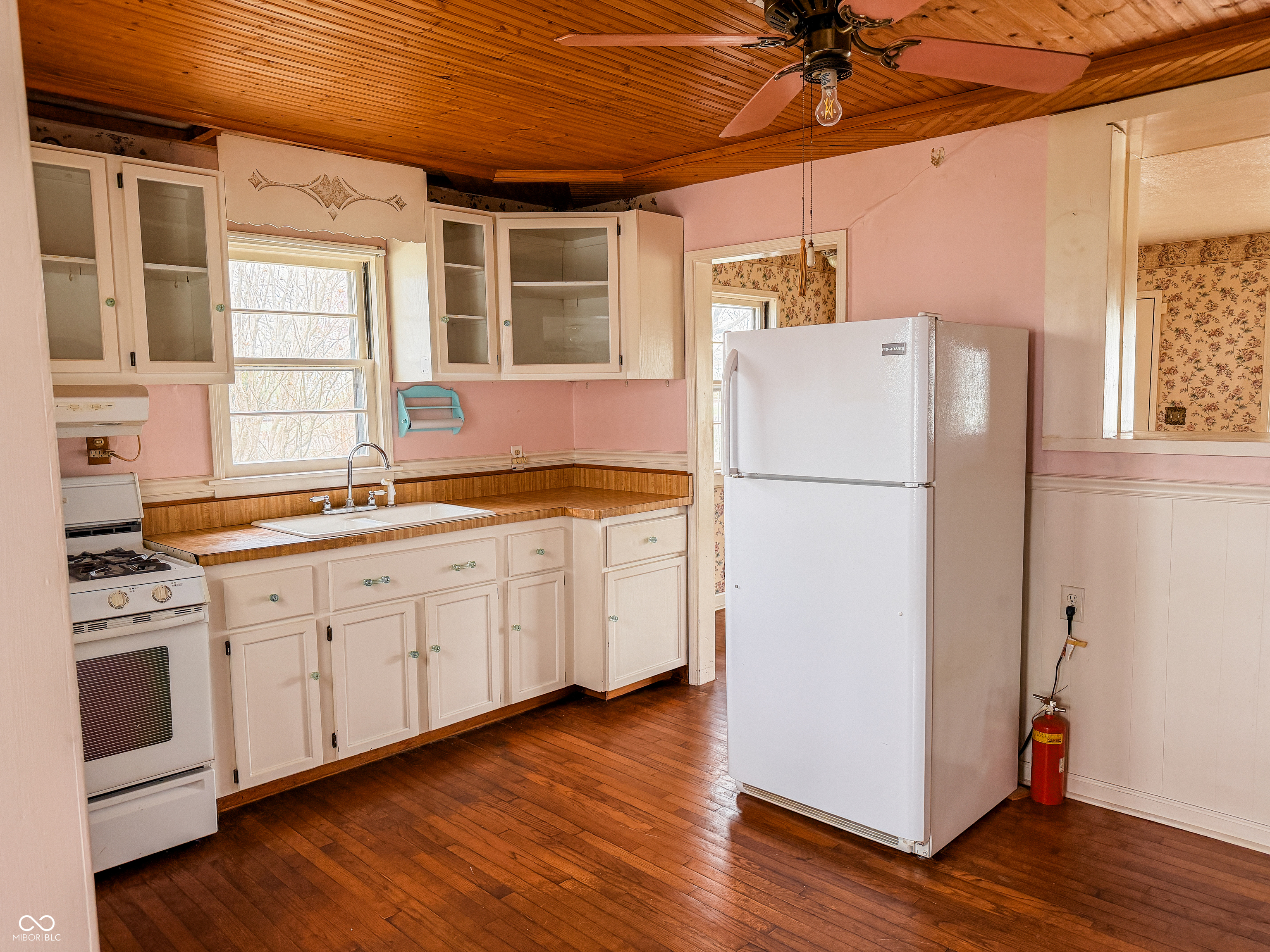 412 Elva Street Anderson, IN 46013 - Photo 25 of 40