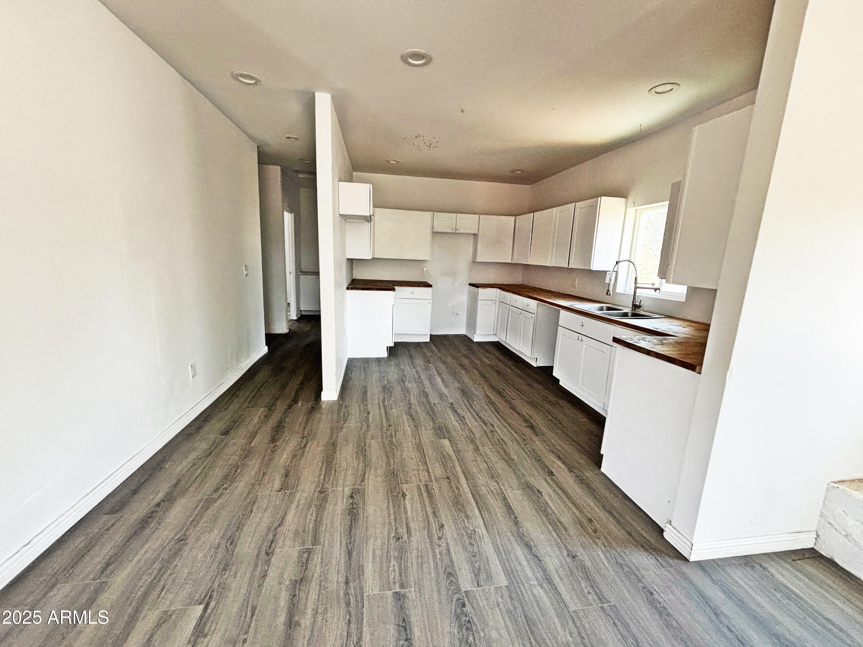 4119 Indian Bend Road Snowflake, AZ 85937 - Photo 3 of 25 4119_Int2013