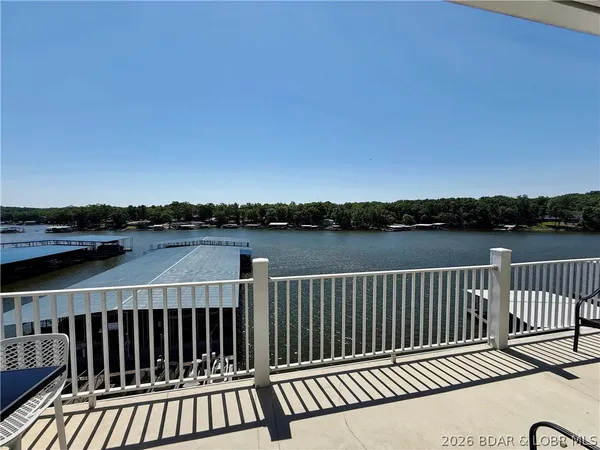 $424,999 | 180 Lakeview Resort Boulevard, Unit 4E, Sunrise Beach, MO 65079