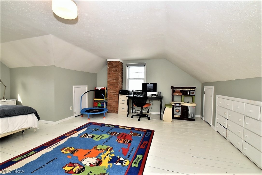 2489 Kingston Road Cleveland, OH 44118 - Photo 25 of 30 Gallery Image 25