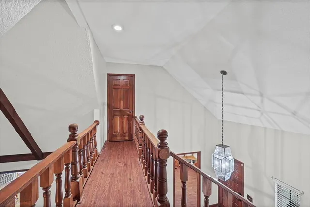 $314,500 | 18701 East 28th Terrace South, Independence, MO 64057