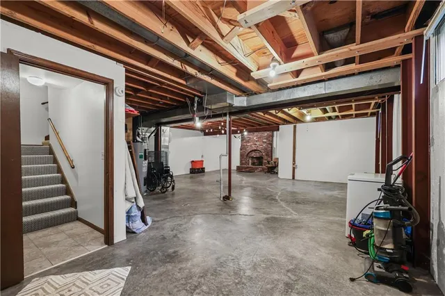 $314,500 | 18701 East 28th Terrace South, Independence, MO 64057