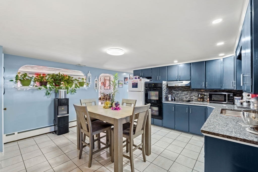 21 Spring Street Webster, MA 01570 - Photo 10 of 30