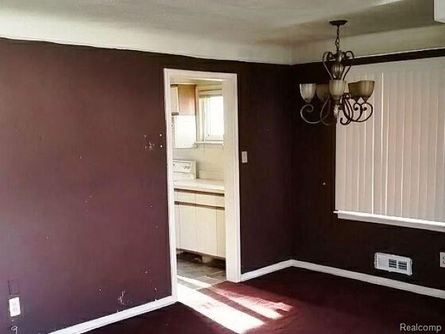 171 Biltmore Street Inkster, MI 48141 - Photo 7 of 12 ____nanpfssvfp01a__VMS_14__Active28__OLSR__63144391_1537772__WI28733777__50beffc8-8d62-462e-bfa0-4c1c446facf0.jpg