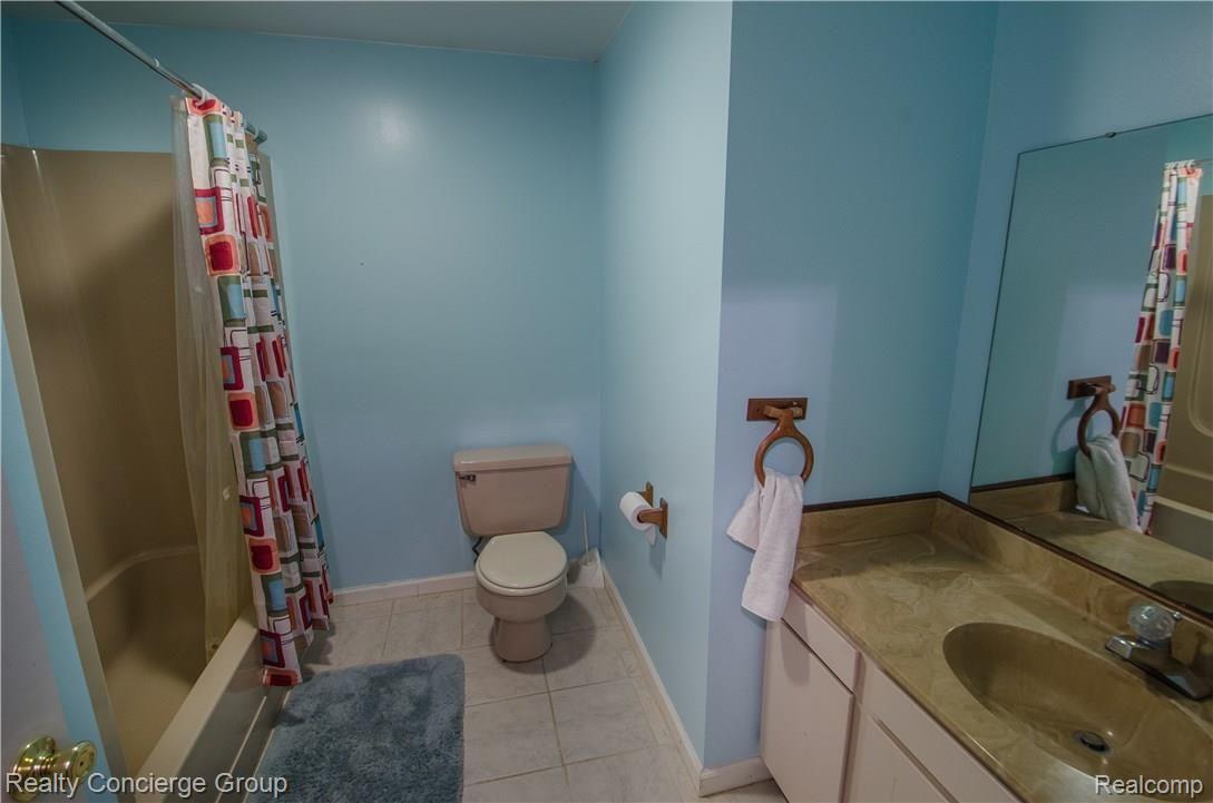 2549 Cinnamon Ridge Road Howell, MI 48855 - Photo 13 of 39 Cinnamon Ridge-11.jpg