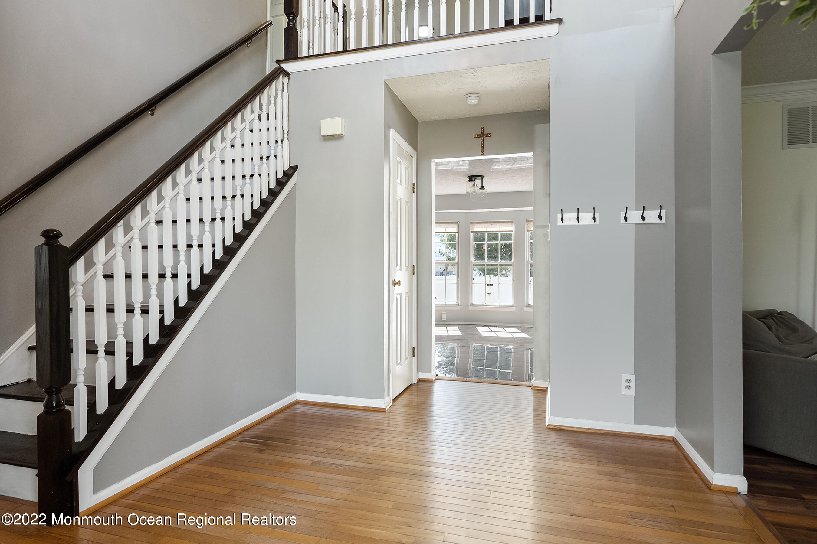 733 Henderson Road Lumberton, NJ 08048 - Photo 12 of 42 Foyer1