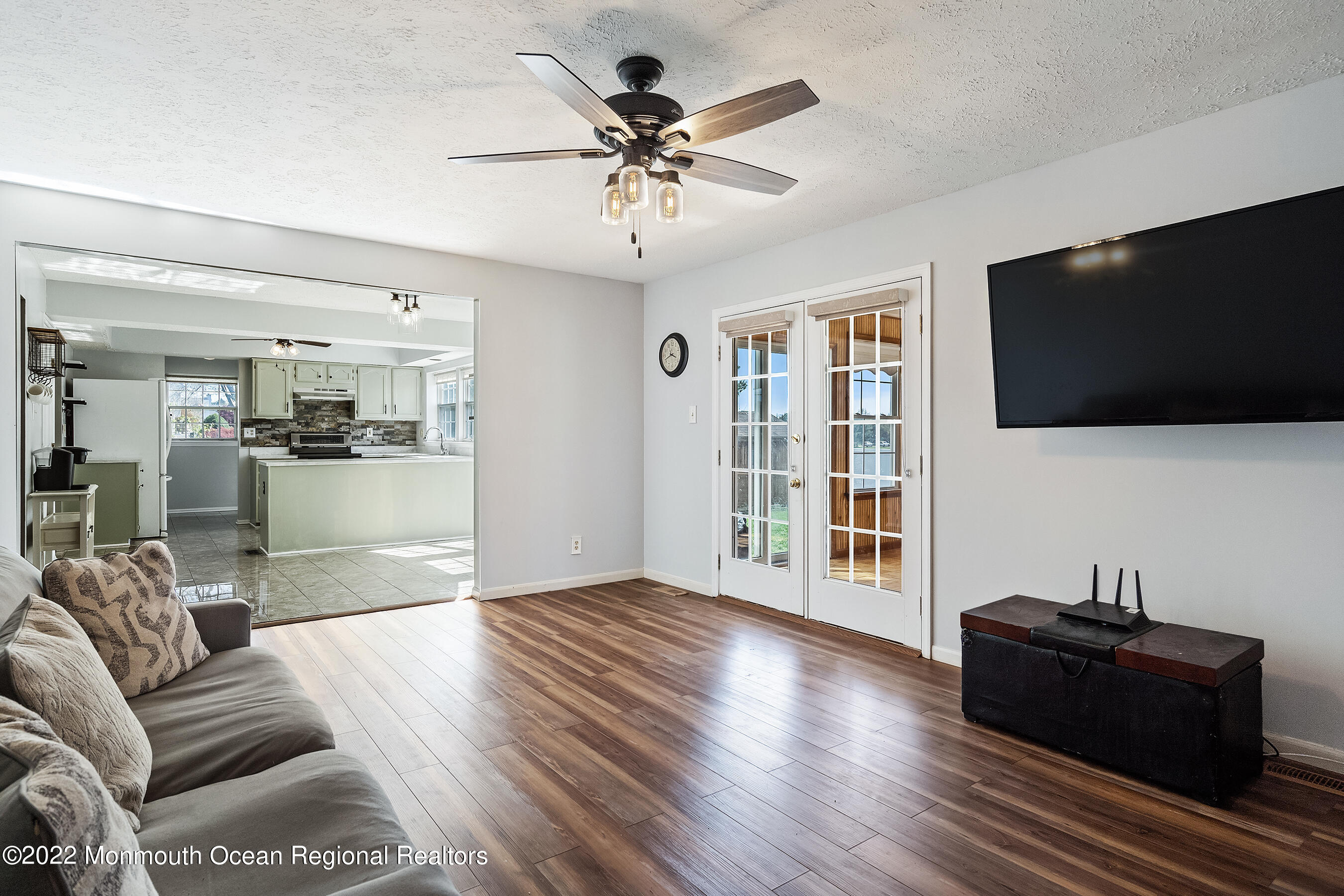 733 Henderson Road Lumberton, NJ 08048 - Photo 16 of 42 Den