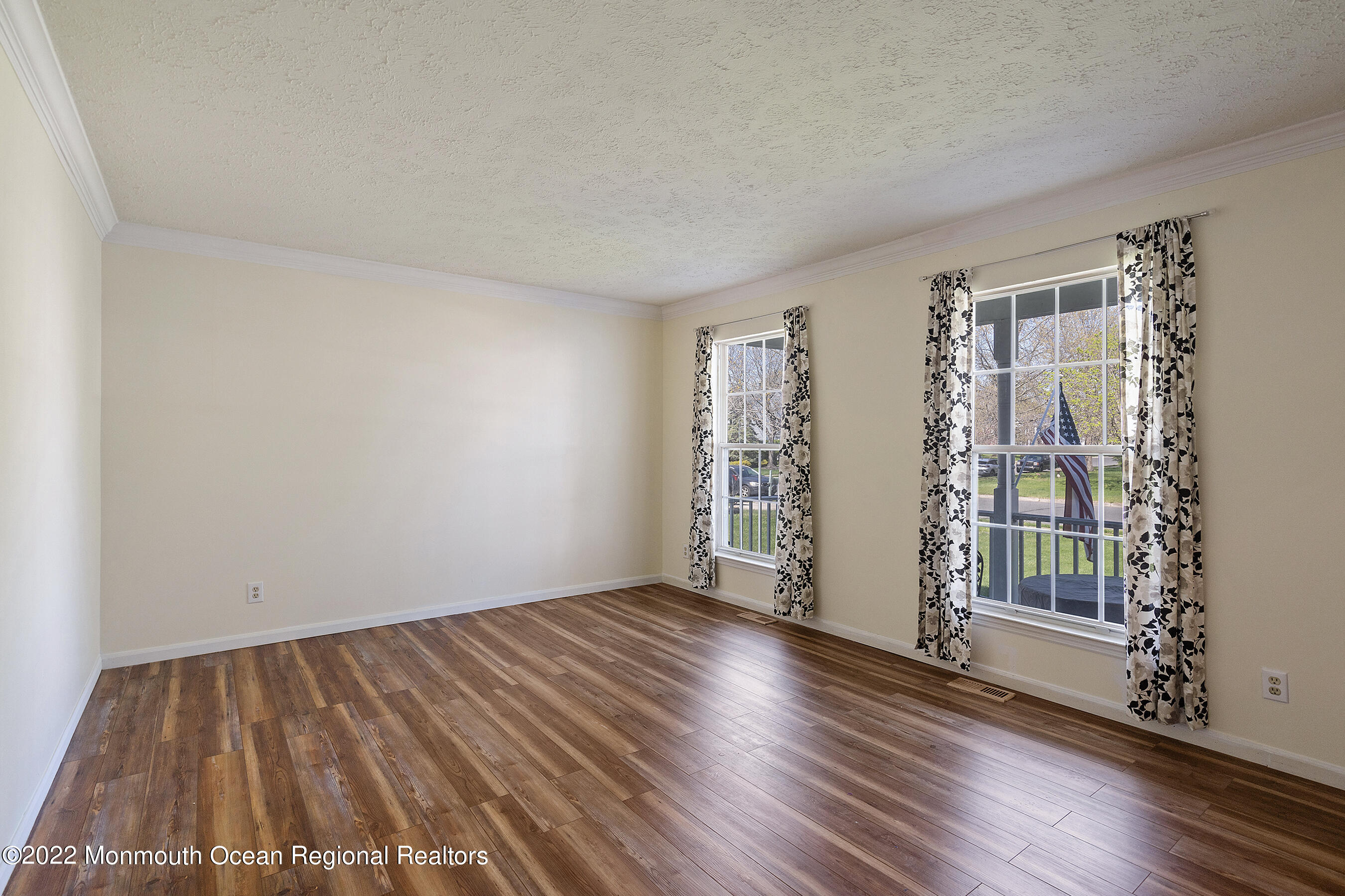733 Henderson Road Lumberton, NJ 08048 - Photo 21 of 42 Living