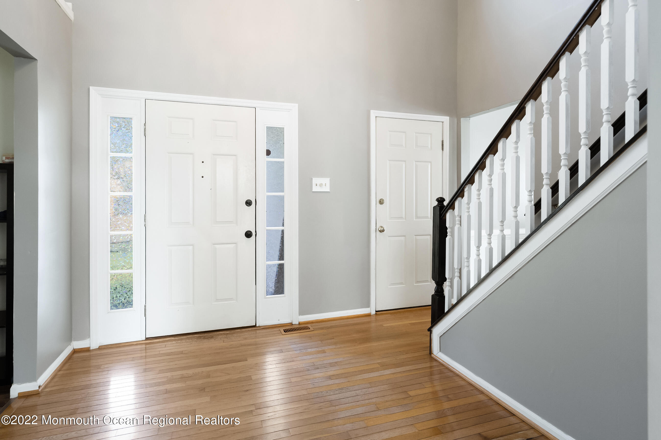 733 Henderson Road Lumberton, NJ 08048 - Photo 25 of 42 Foyer