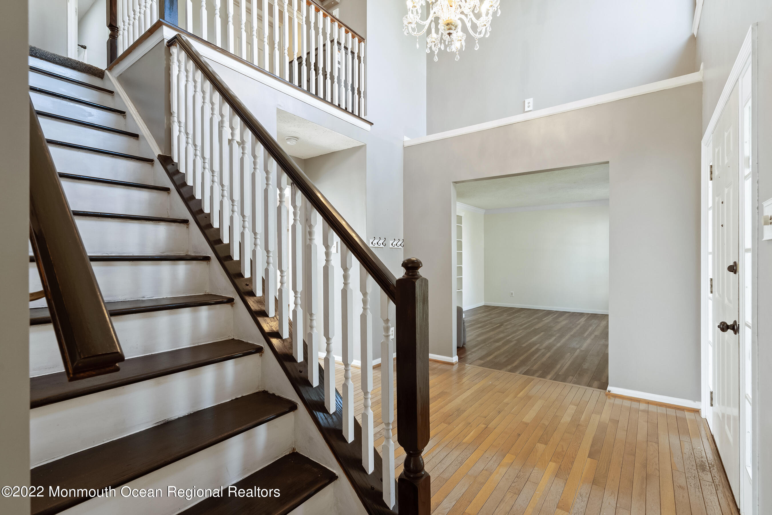 733 Henderson Road Lumberton, NJ 08048 - Photo 26 of 42 Foyer1a