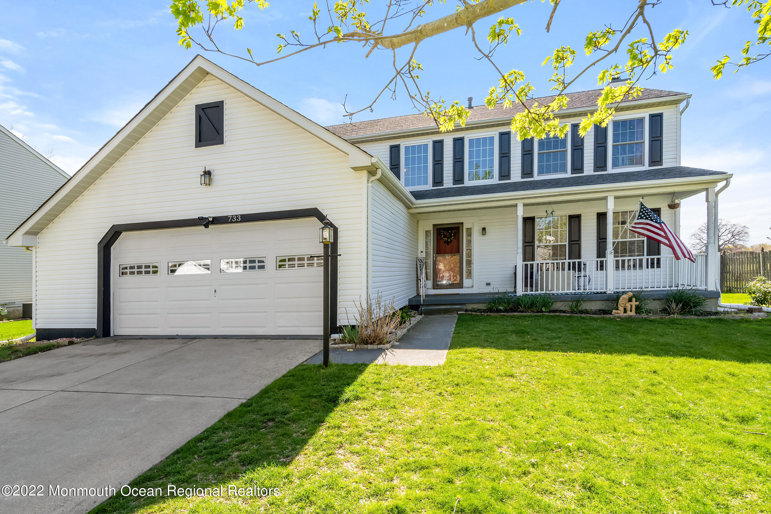733 Henderson Road Lumberton, NJ 08048 - Photo 6 of 42 FrontRight