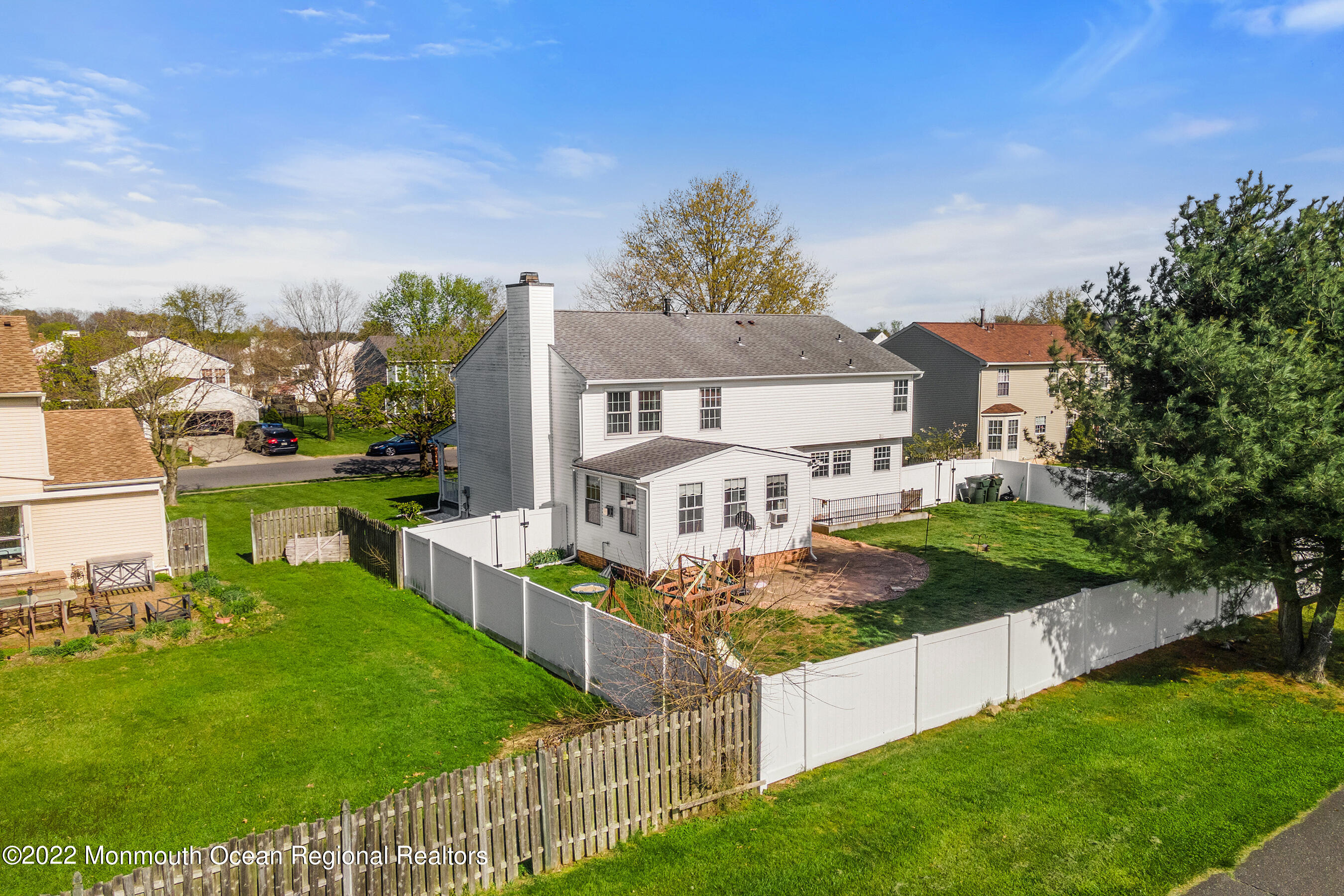 733 Henderson Road Lumberton, NJ 08048 - Photo 9 of 42 RearLeftAerial