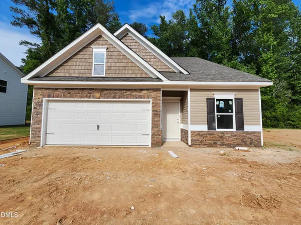 $324,900 | 1673 Elk Run Drive, Fayetteville, NC 28312