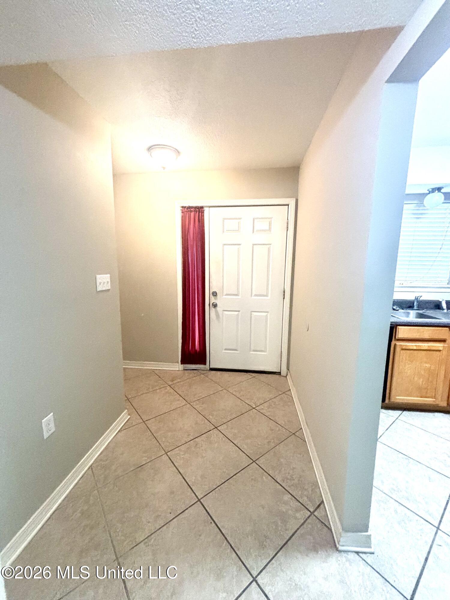 1625 Martin Bluff Road, Unit 5 Gautier, MS 39553 - Photo 4 of 24 IMG_6755