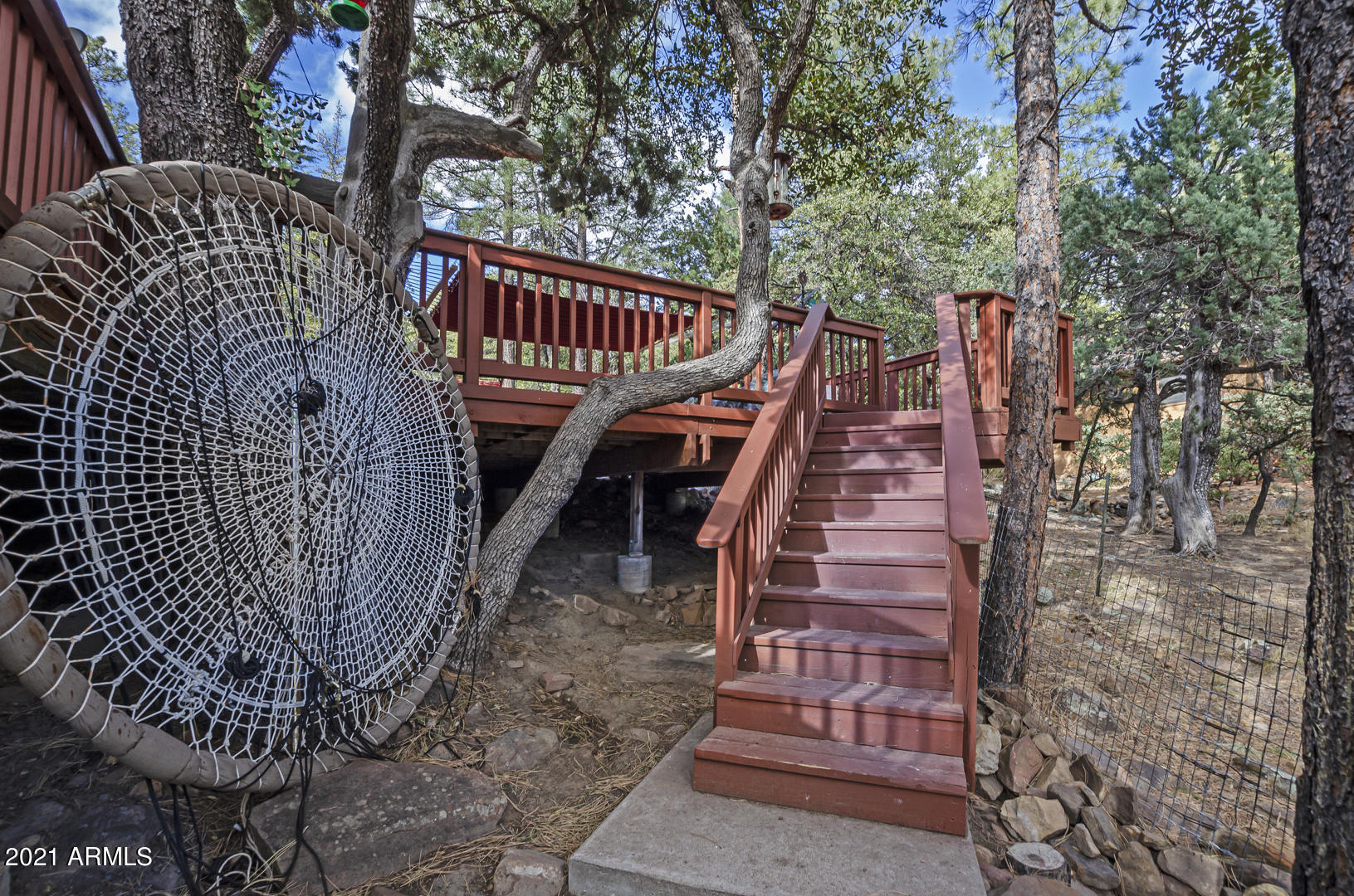 5197 Juniper Loop Pine, AZ 85544 - Photo 27 of 30 Stairway off deck