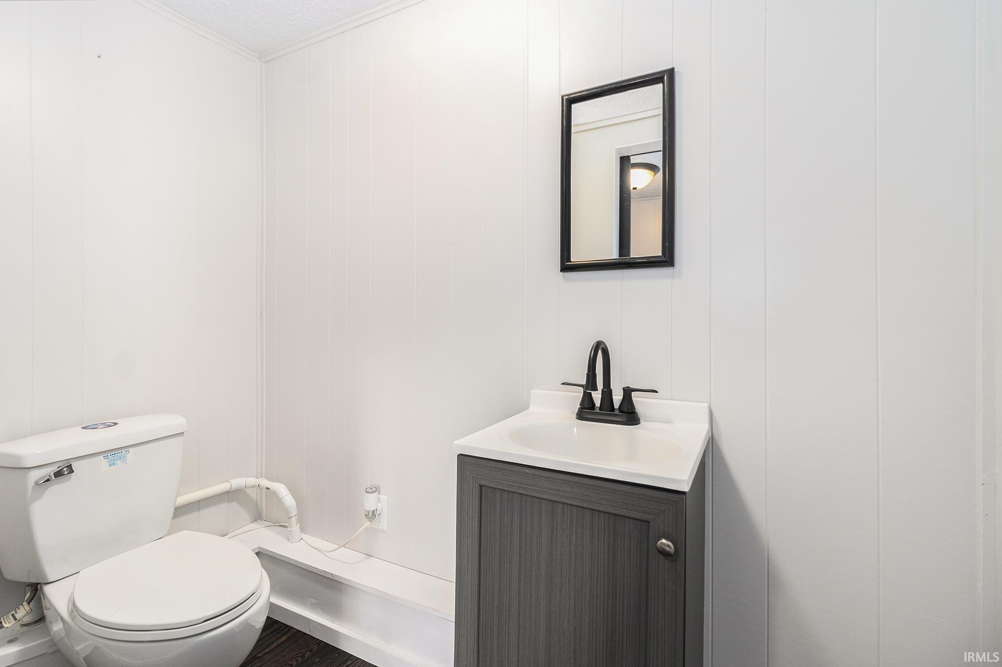 8752 East Chicago Road New Carlisle, IN 46552 - Photo 19 of 25 Gallery Image 19