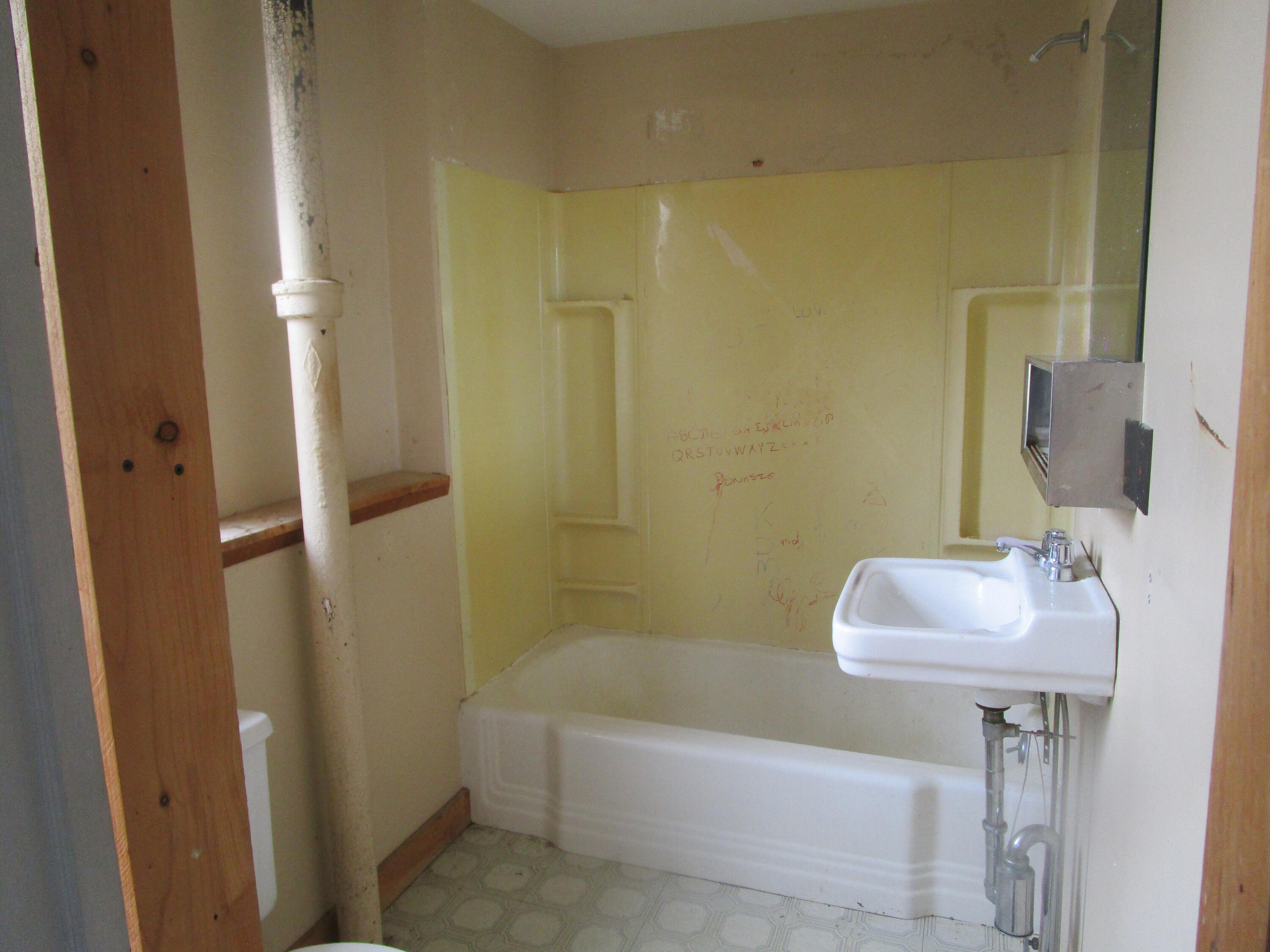 121 Stage Road Etna, ME 04434 - Photo 9 of 10 IMG_3970