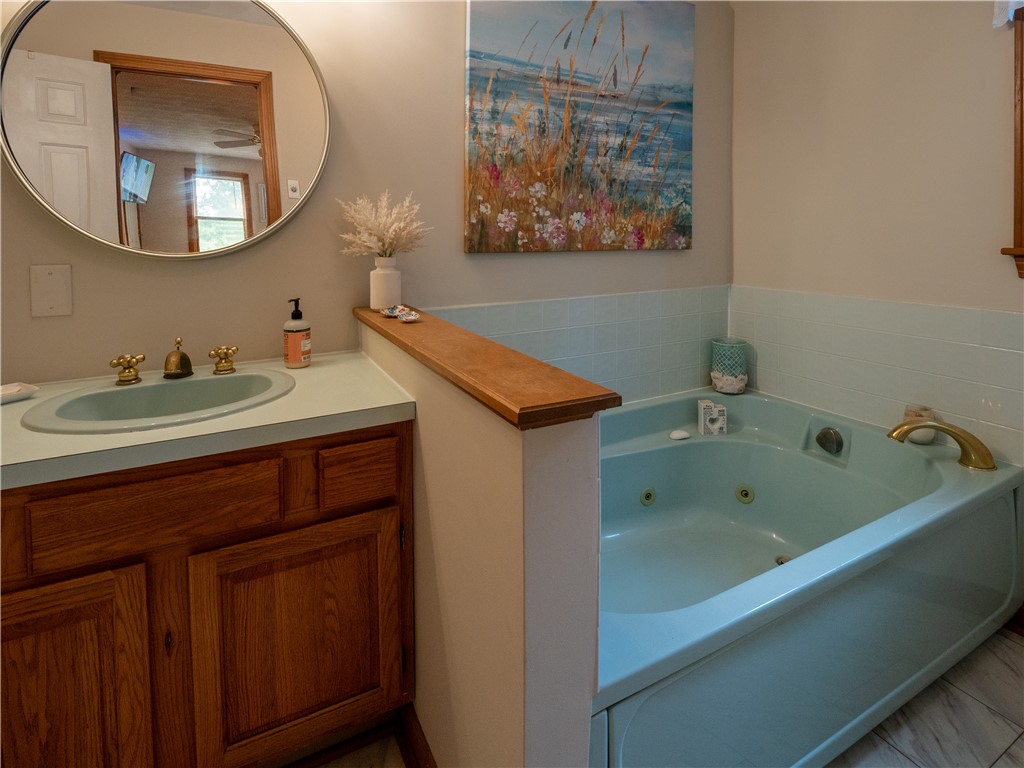 22 Ridgewood Drive Scituate, RI 02857 - Photo 16 of 27