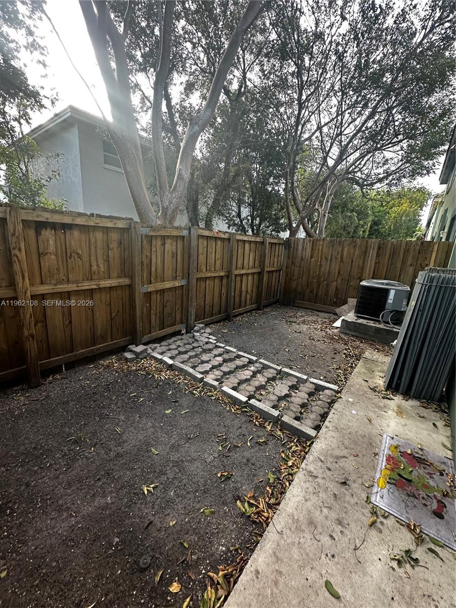 2912 Southeast 15th Road, Unit 56 Homestead, FL 33035 - Photo 2 of 38