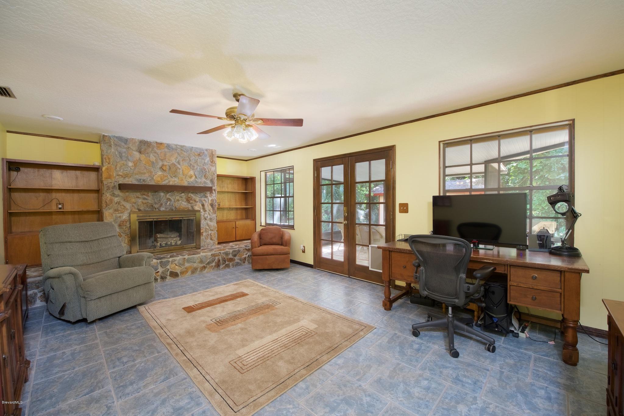 4465 Country Road Melbourne, FL 32934 - Photo 11 of 25 TAY_4871