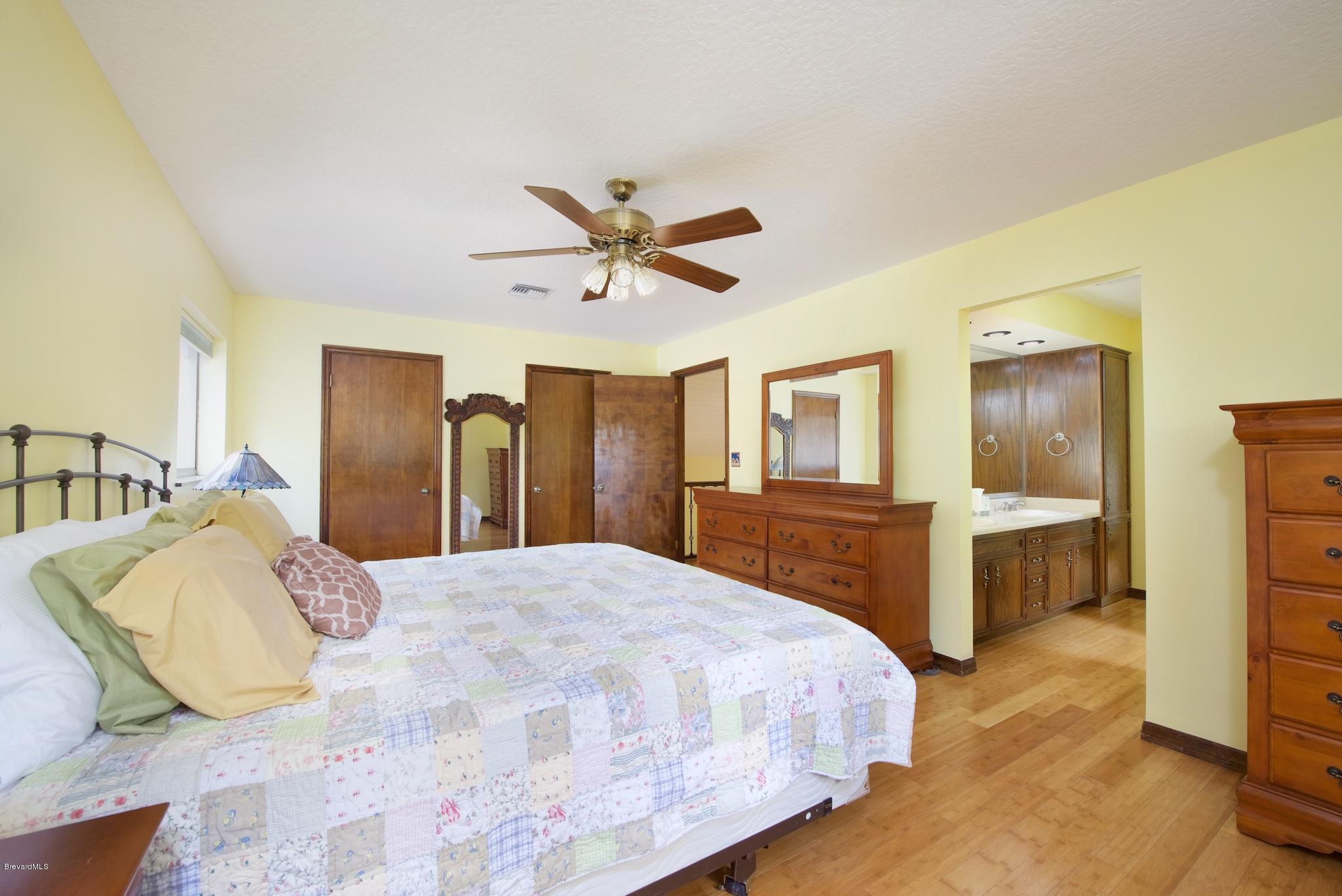4465 Country Road Melbourne, FL 32934 - Photo 15 of 25 TAY_5044